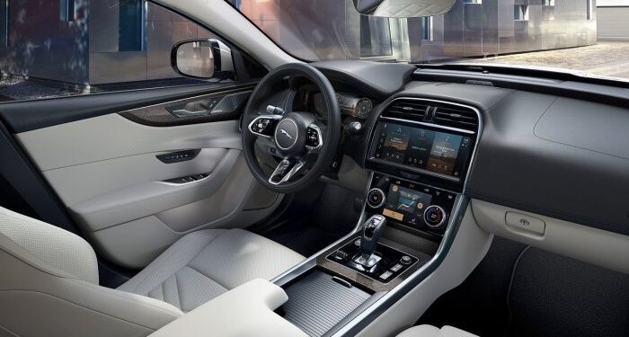 Jaguar XE | Interior Image Gallery | Jaguar Hong Kong